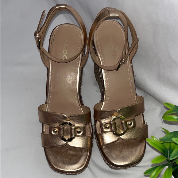 Aldo Gold Wedge Sandals with Buckle Detail used good condition - Picture 2 of 13